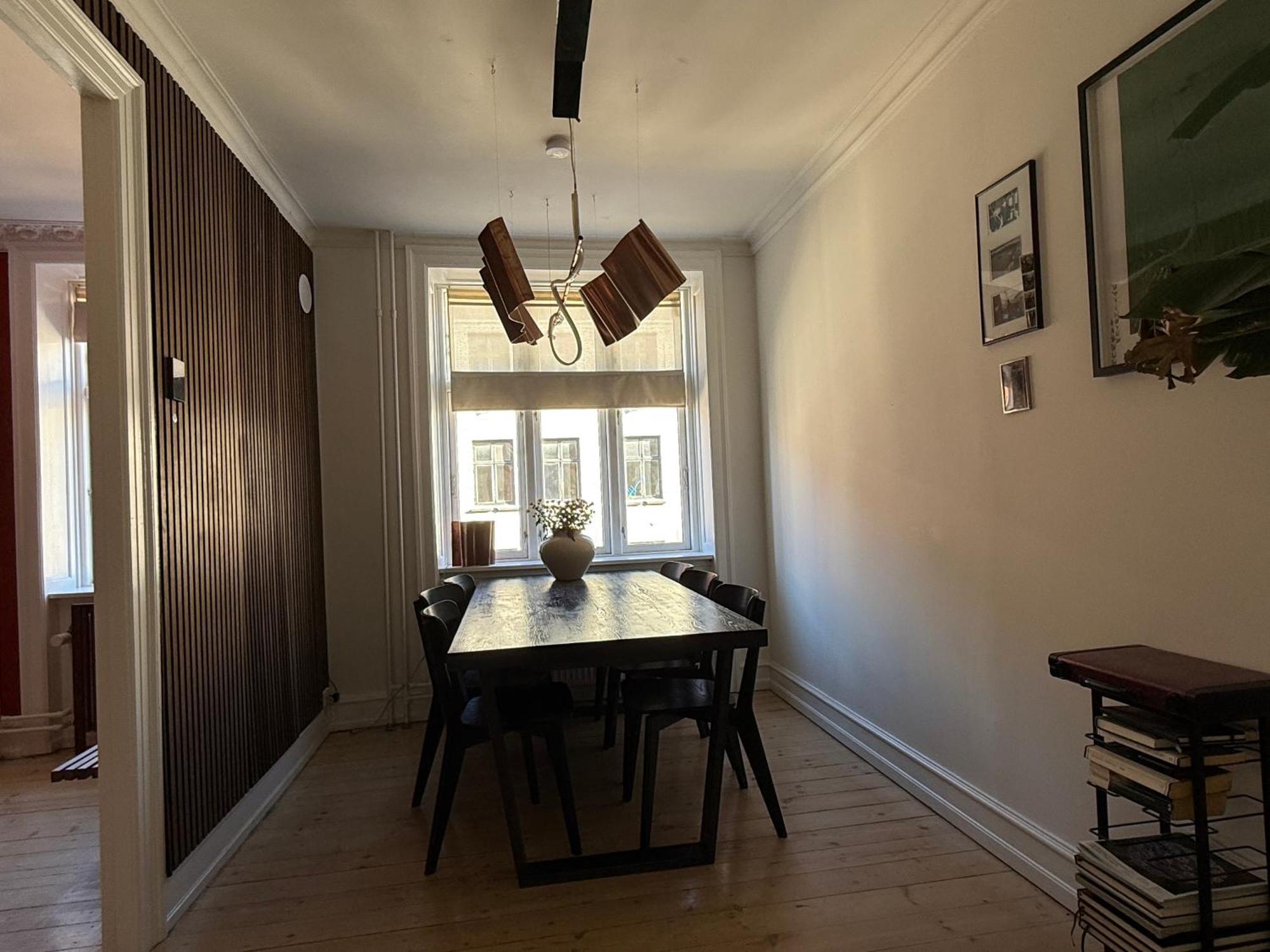 Lejlighed Indre Tæt Ved Hovedbanegården.